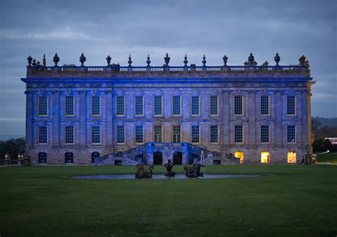 Chatsworth House: Urokliwy pałac otoczony przepiękną naturą!